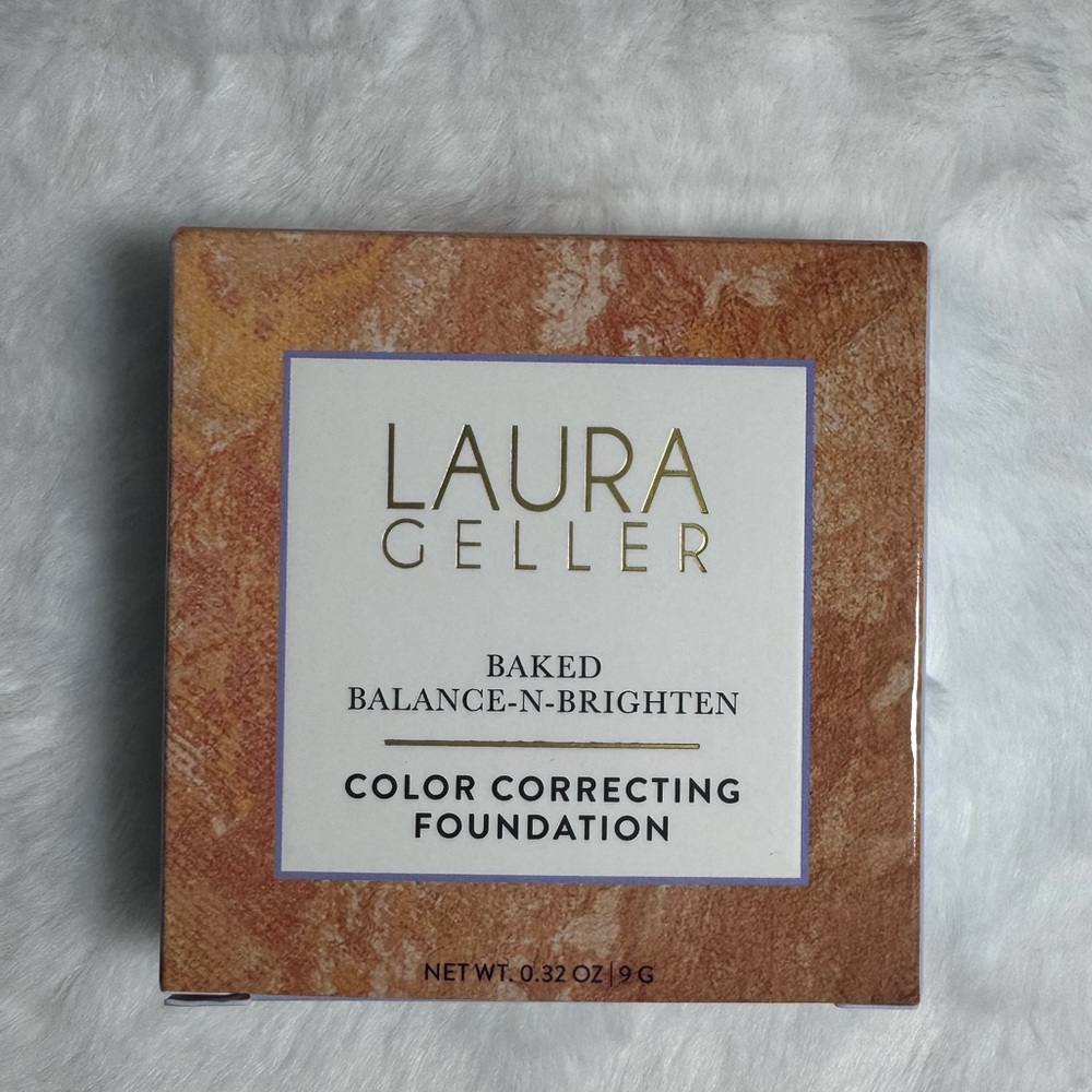 Laura Geller Color Correcting Foundation in Light.
